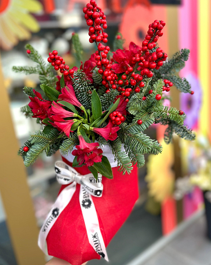 Новогодний букет с доставкой по Астане