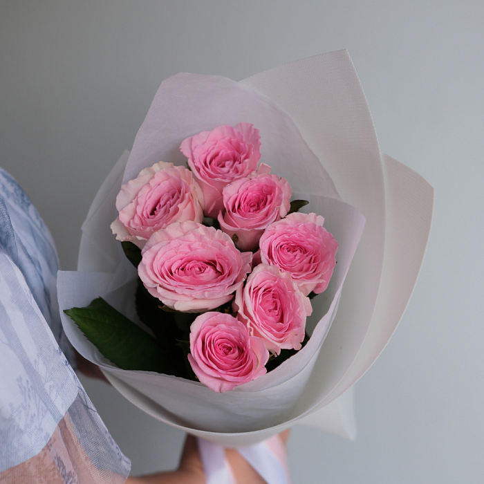 Букет из 7 нежно-розовых роз